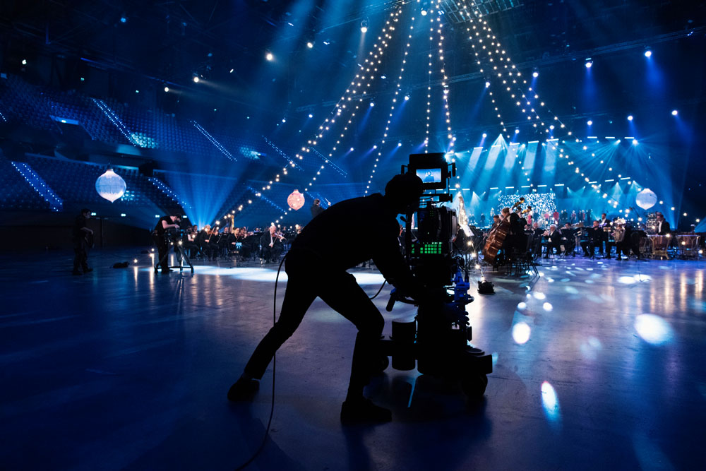 Het Rotterdams Philharmonisch Orkest met 'A Musical X-mas for You' in Ahoy Rotterdam. Achter de schermen gefotografeerd door fotografe Karen van Gilst